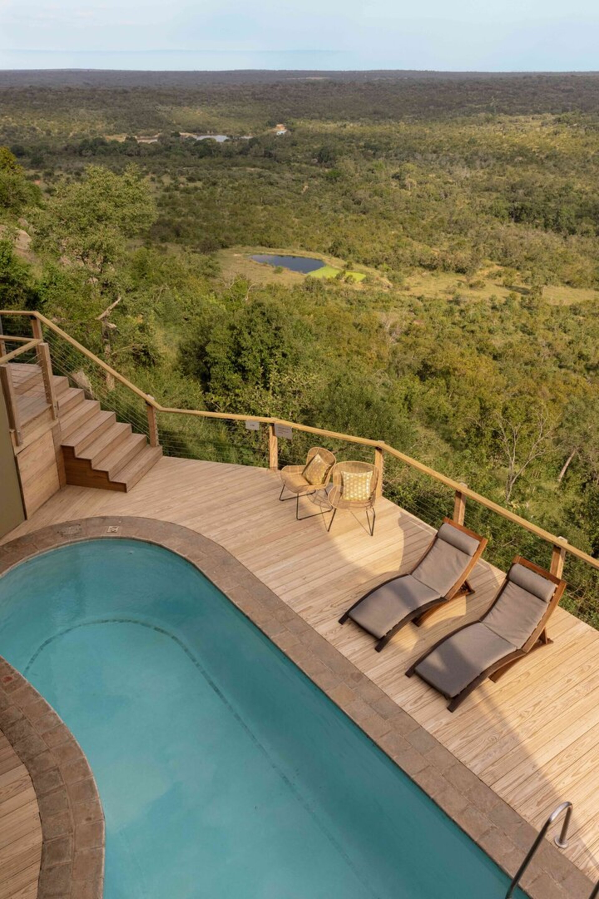 Ulusaba_Cliff 1030