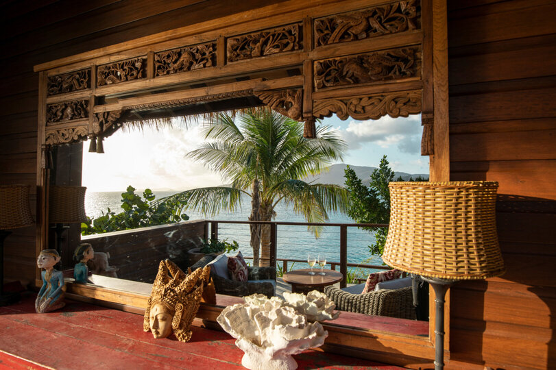 Ocean Breeze Balinese Suite 1008