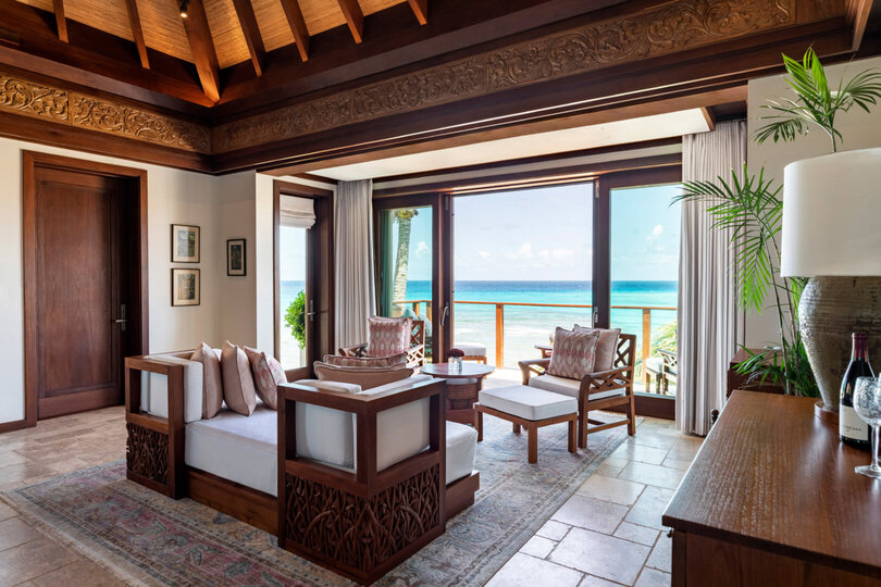 Oceanfront Hideaway 1010