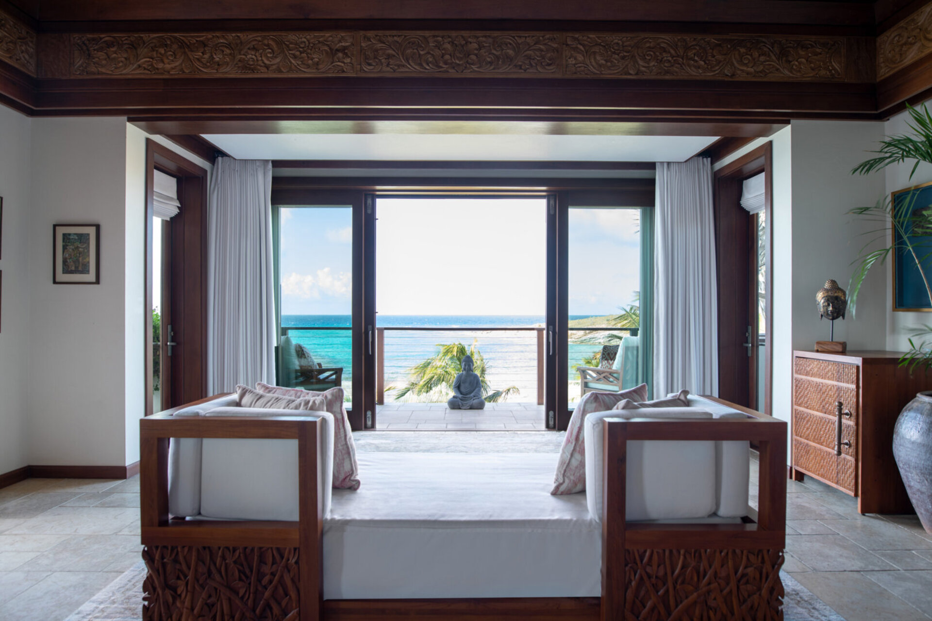 Oceanfront Hideaway 1010