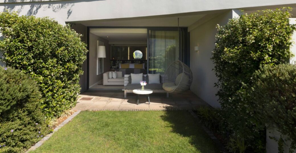 Cabernet Room with Private Terrace and Valley Vistas 1039