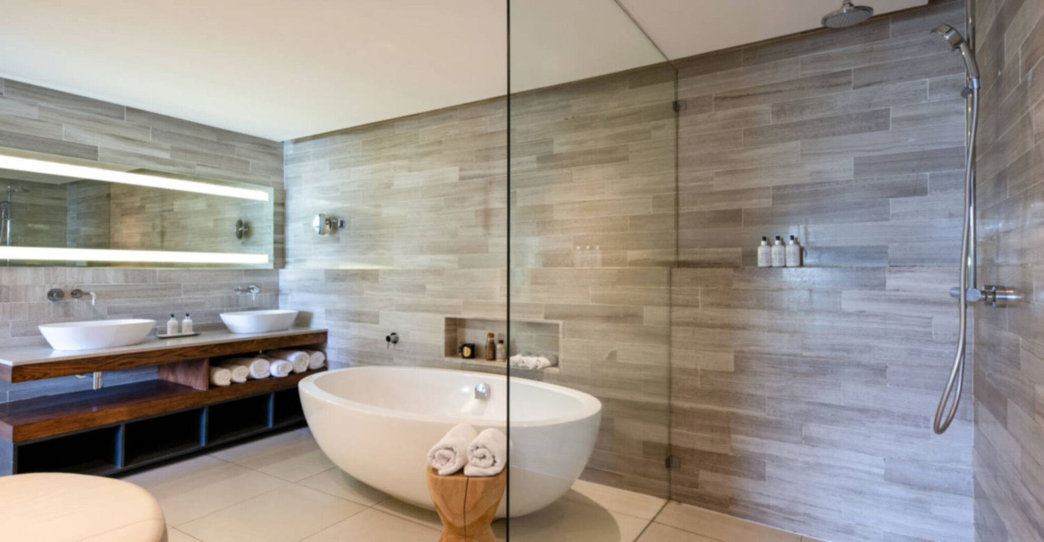 Cap Classique Vineyard Pool Suites with Private Pool 1043