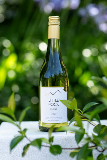 Viognier Room 1063