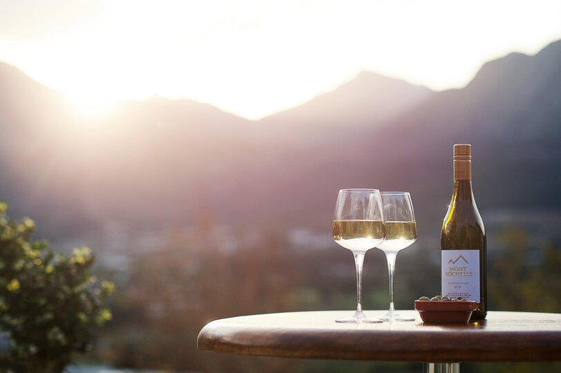Viognier Room 1063