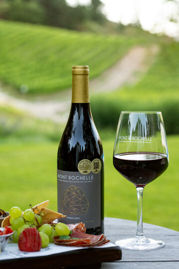 Viognier Room 1063