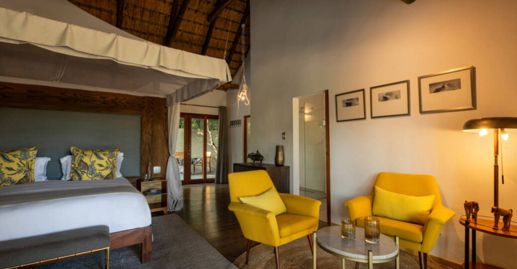 Plunge Pool & Outdoor Dining 1058