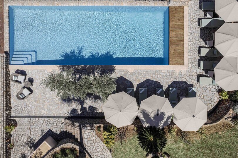 Red Earth Villa with Sea Views & Private Pool 1061