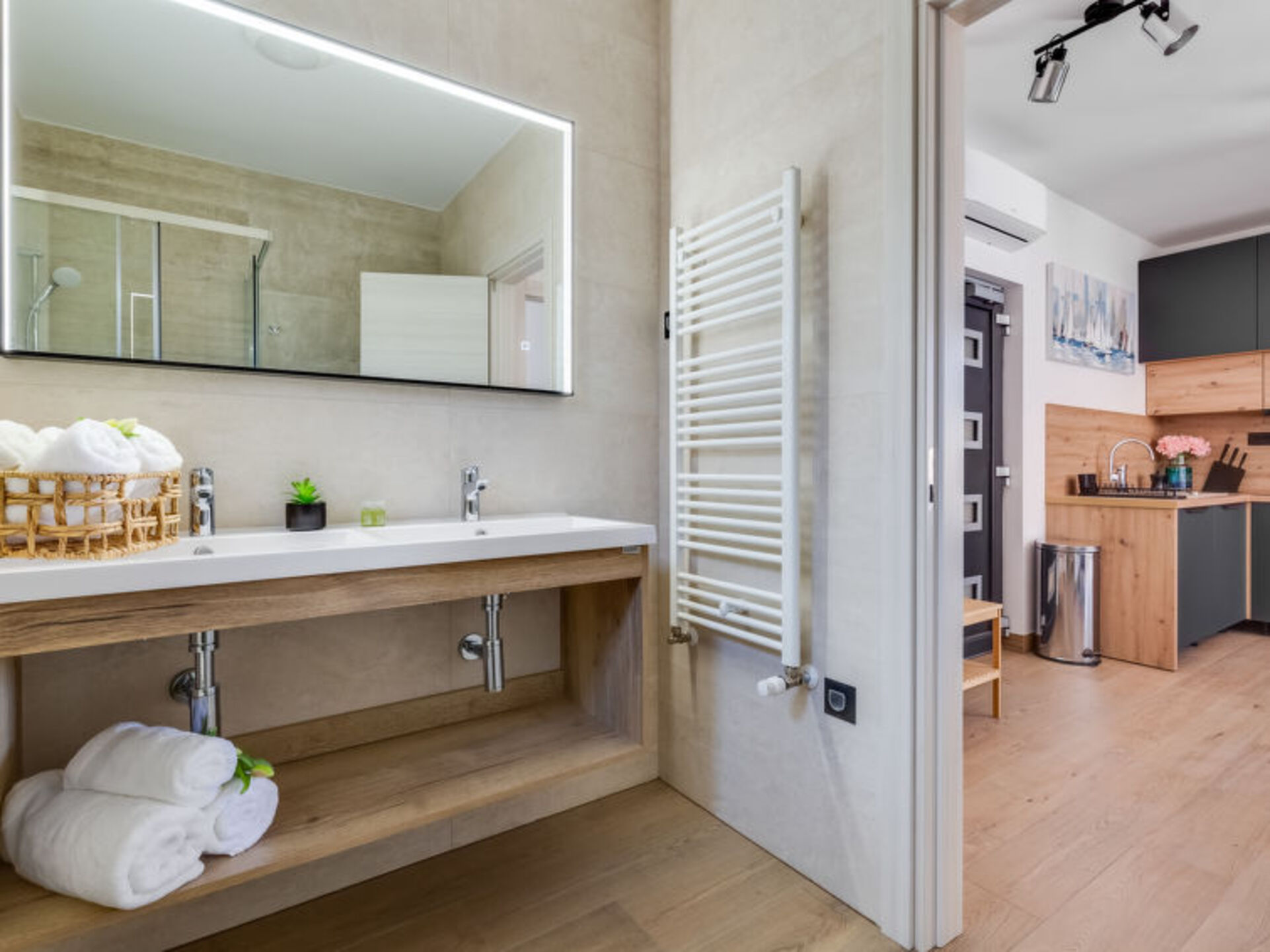 Bathroom / Wellness