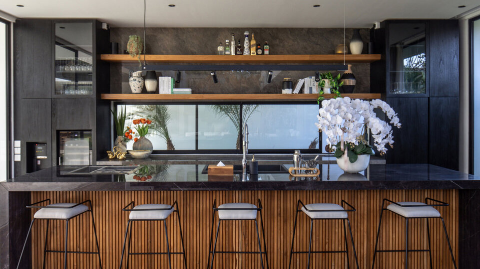 Stocked bar