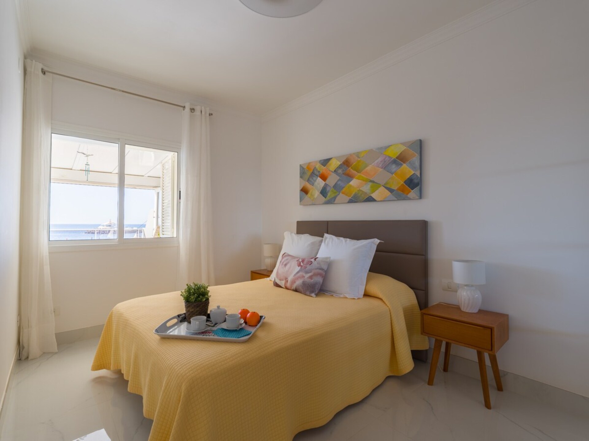 A Beachfront Paradise, Canarias 1006