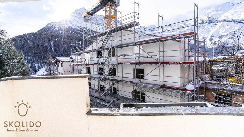 Wake Up to Alpine Views, Wallis 1209