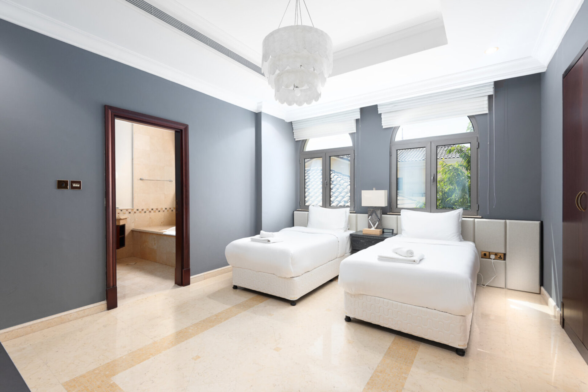 5 Star Villa Dynasty – A Palatial Coastal Retreat