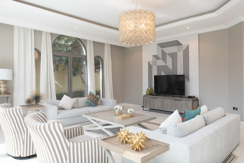 5 Star Villa Dynasty – A Palatial Coastal Retreat