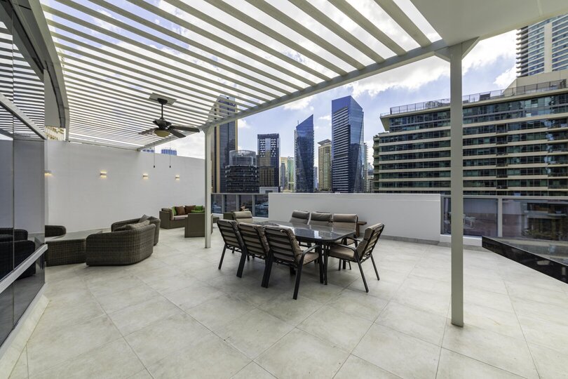 5 Star Villa Crownstone – A Rooftop Marina Haven, Dubai, United Arab Emirates