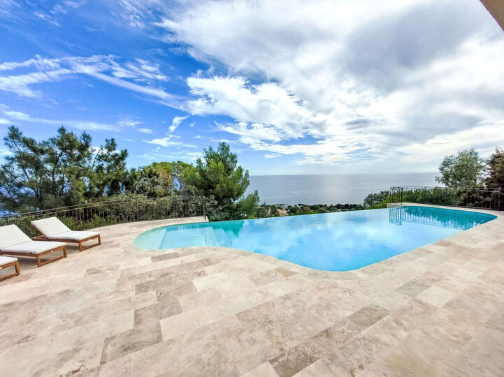 Côte d'Azur Luxury Villa with Panoramic Sea Views - 1217, Les Issambres, France