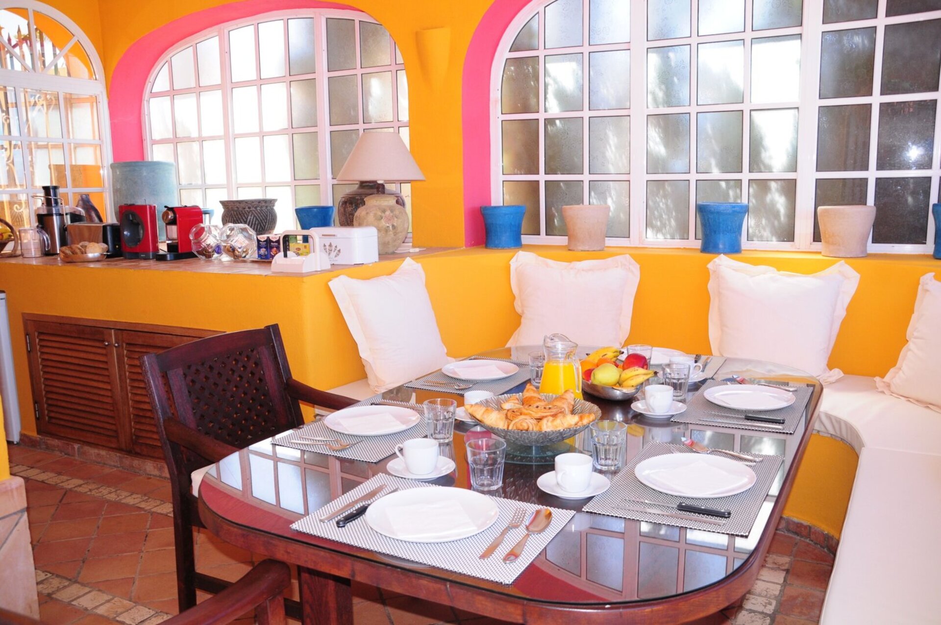 Relaxing Getaway in Canarias - 5 BR Villa, Canarias Villa 1046