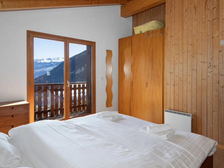 Spectacular Chalet in Chamoson City, 1282