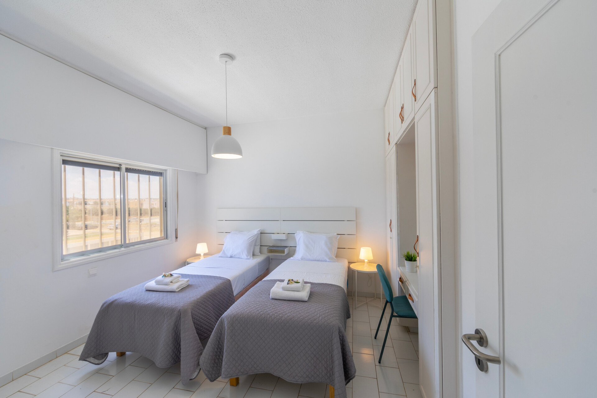 5 Star O2 Seaside Suite – Relaxing Mediterranean Getaway