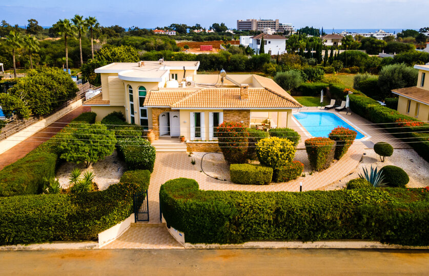 5 Star Villa Cape Greco Anastel - Luxury Pool Retreat