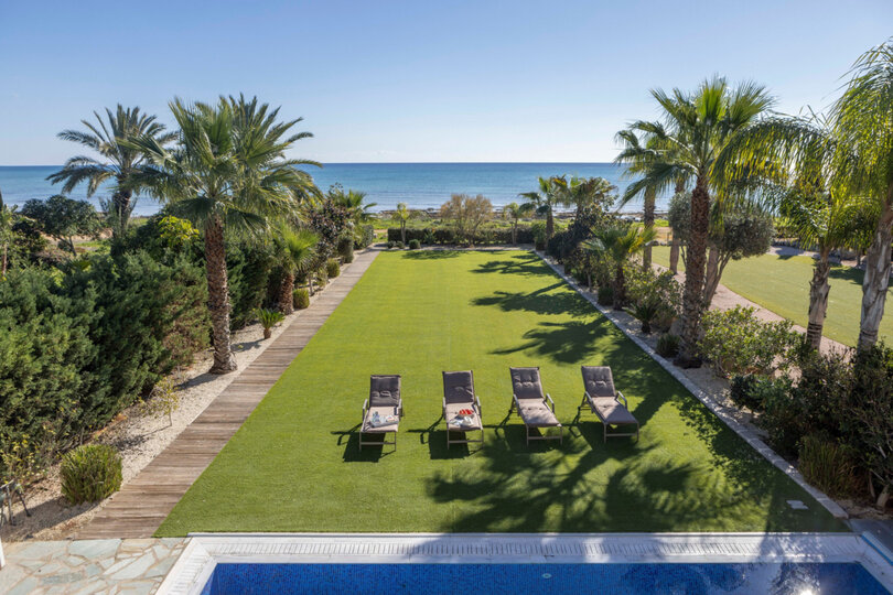 5 Star Villa Ayia Napa Ionion Seafront - Luxury Beachfront Escape, Sotira Mağusa, Cyprus