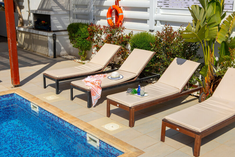 5 Star Villa Artisan Seafront Escape - Panoramic Coastal Retreat