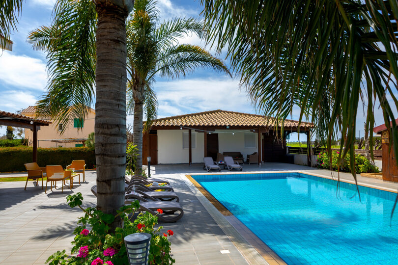 5 Star Villa Cape Greco Palm Oasis - Private Garden Retreat