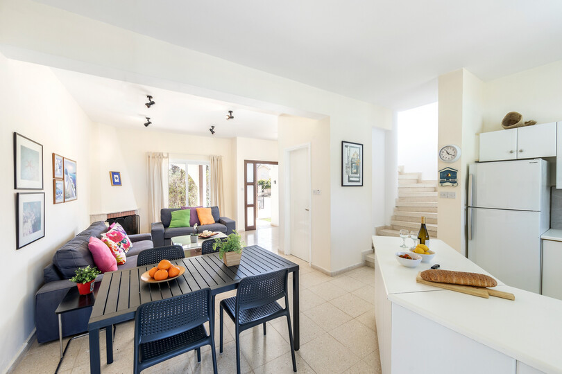 5 Star Villa Cape Greco Palm Oasis - Private Garden Retreat