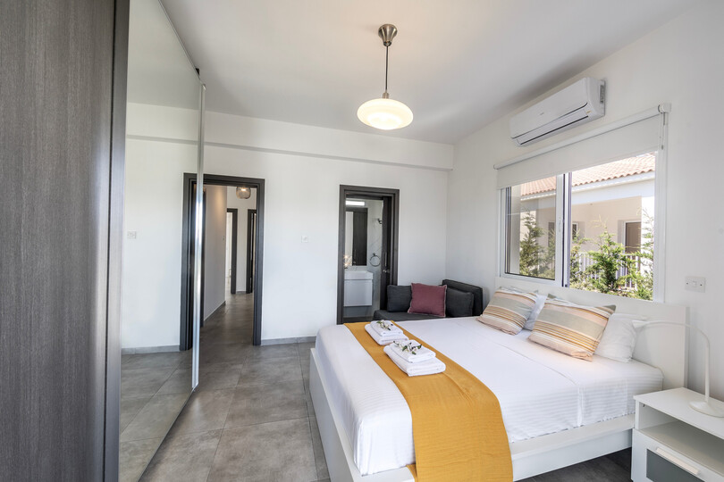 5 Star Villa Napa Bay Panorama - Scenic Coastal Escape