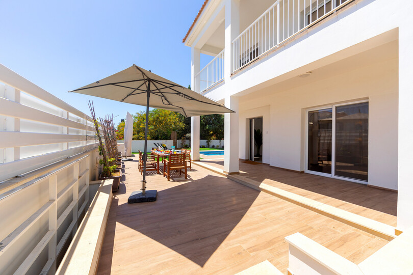 5 Star Villa Napa Bay Panorama - Scenic Coastal Escape