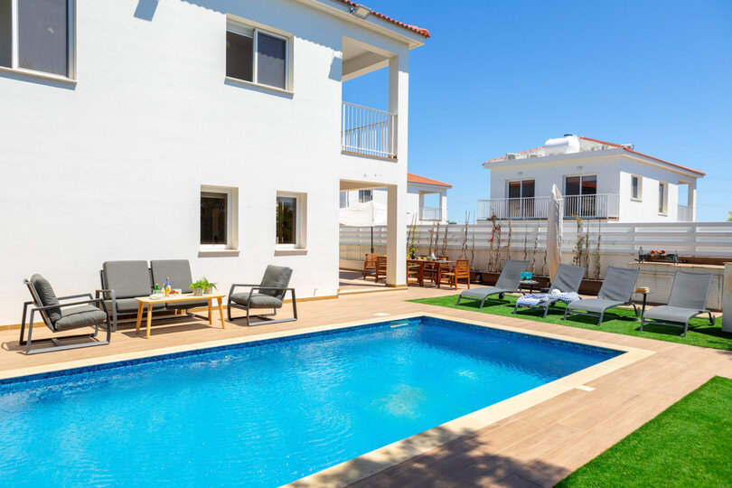 5 Star Villa Napa Bay Panorama - Scenic Coastal Escape