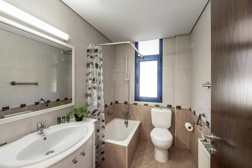 5 Star Villa Sycamore Seaview - Tranquil Countryside Escape.