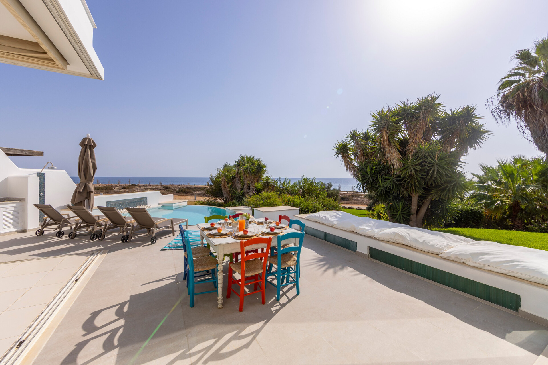 5 Star Villa AleMar Seafront - Designer Coastal Elegance