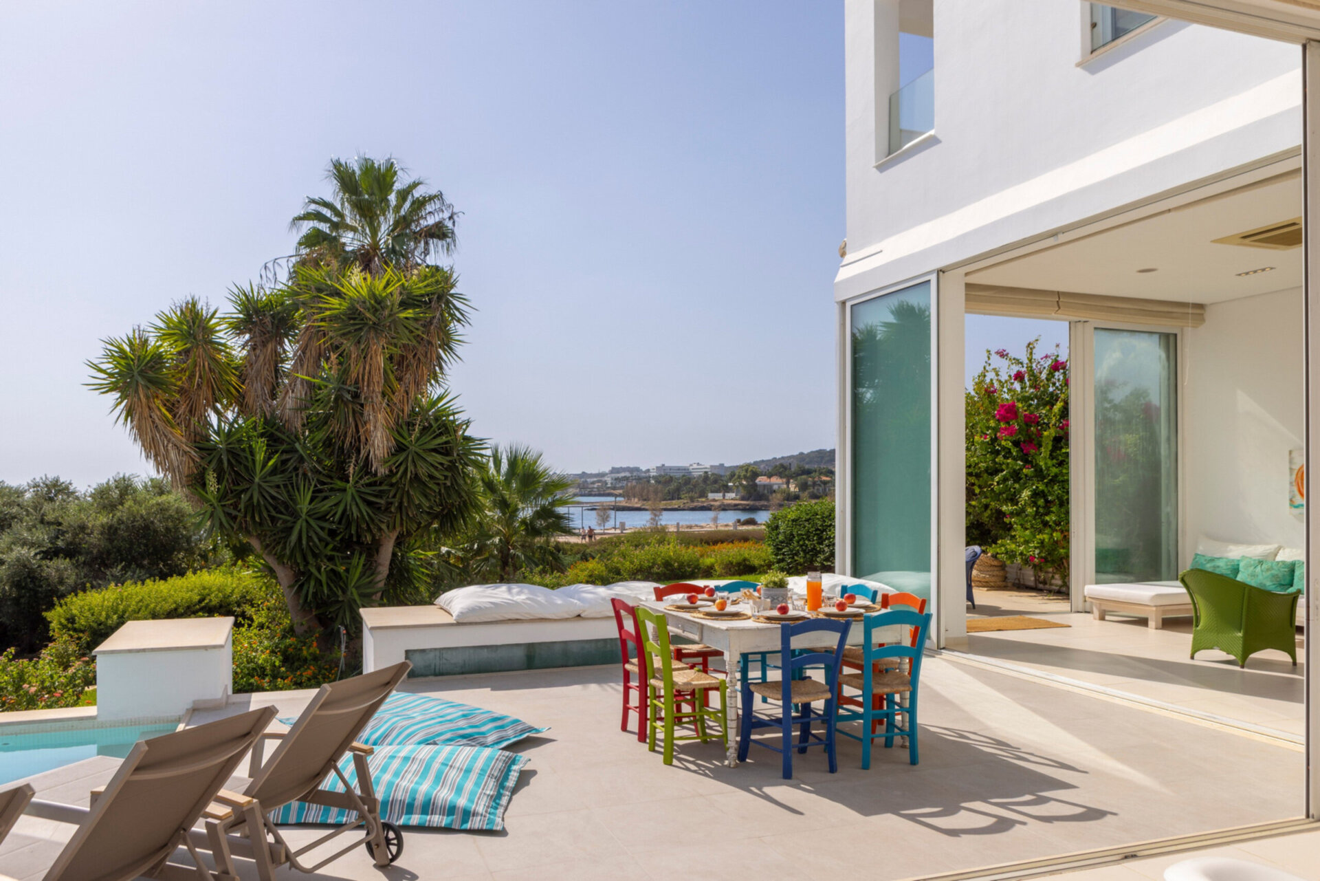 5 Star Villa AleMar Seafront - Designer Coastal Elegance