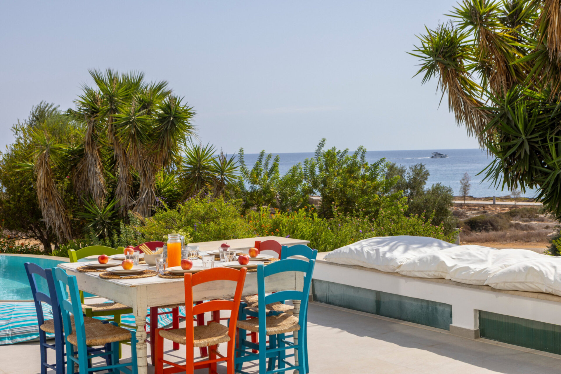 5 Star Villa AleMar Seafront - Designer Coastal Elegance