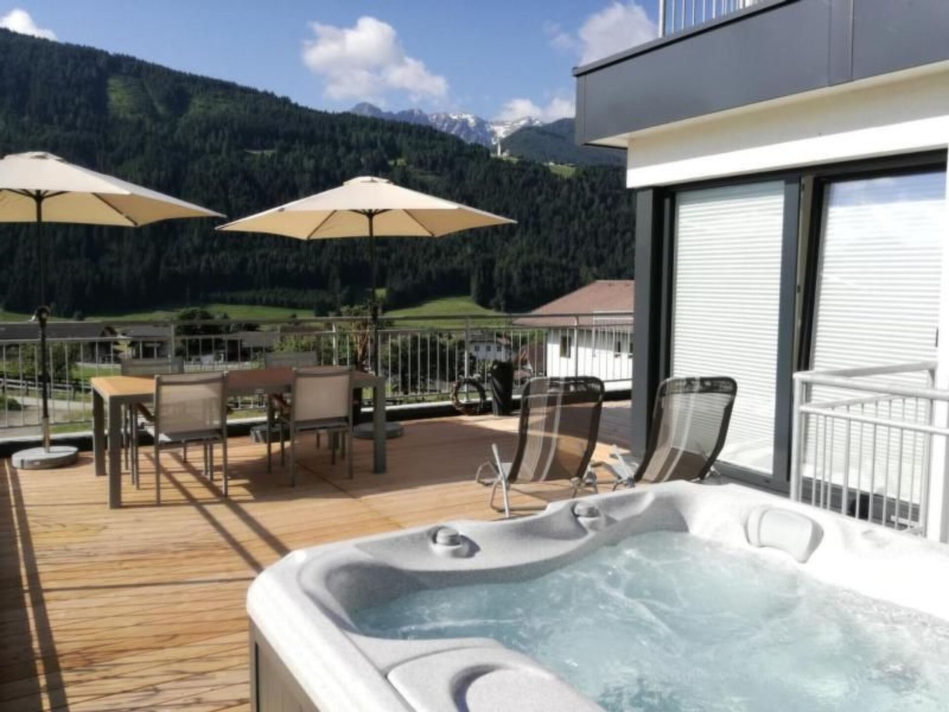 2-Bed House with Mountain View in Lienz, Sleeps 4, 1136