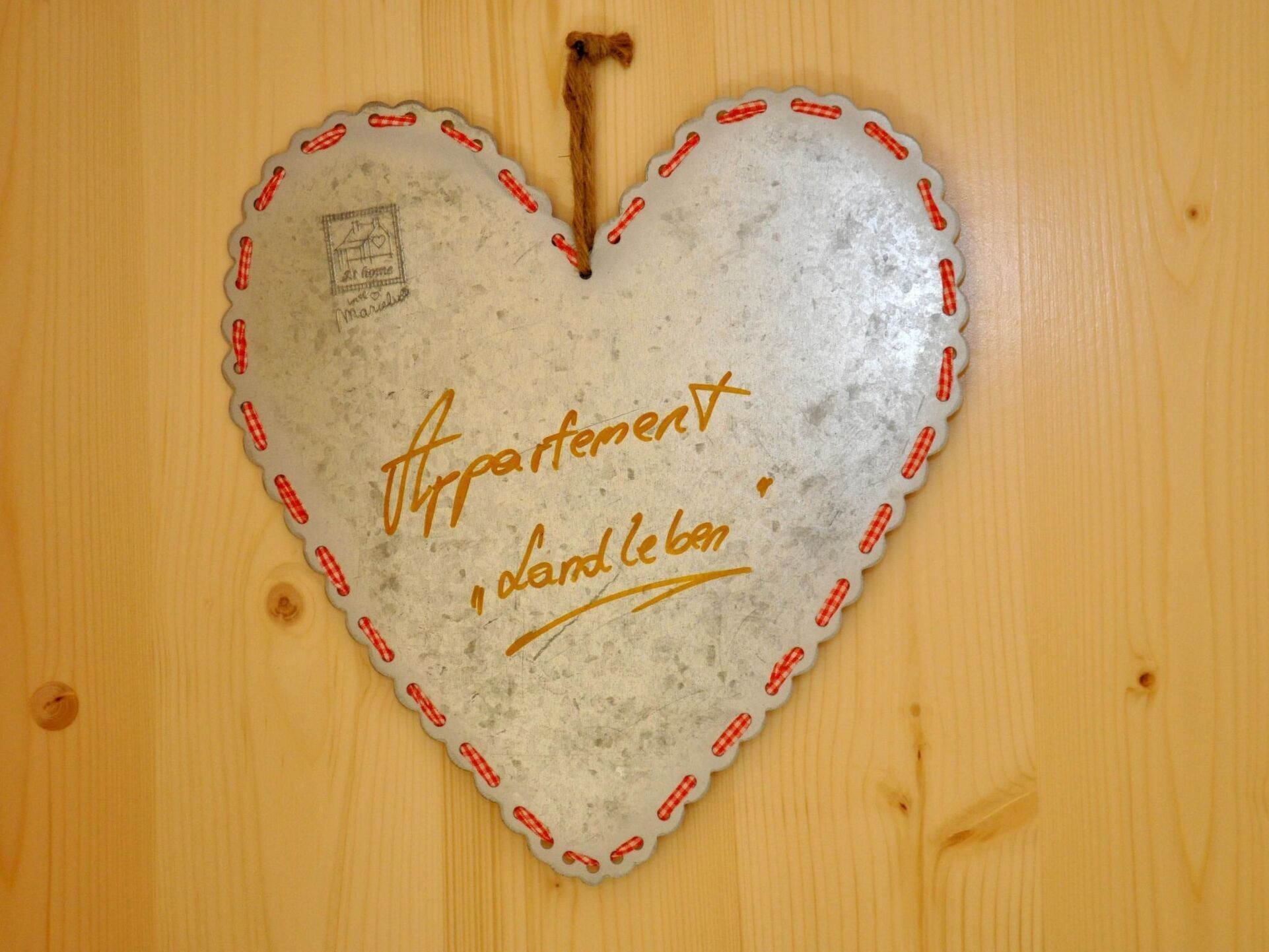 Delightful 2-Bed Apartment in Volkermarkt, Sleeps 4, 1049