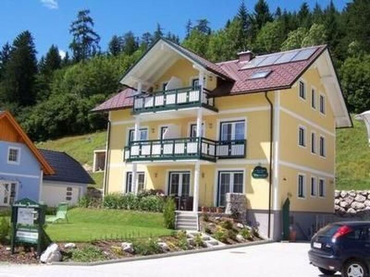 1-Bed Apartment with Mountain View in Liezen, Sleeps 4, 1115, Thörl, Austria