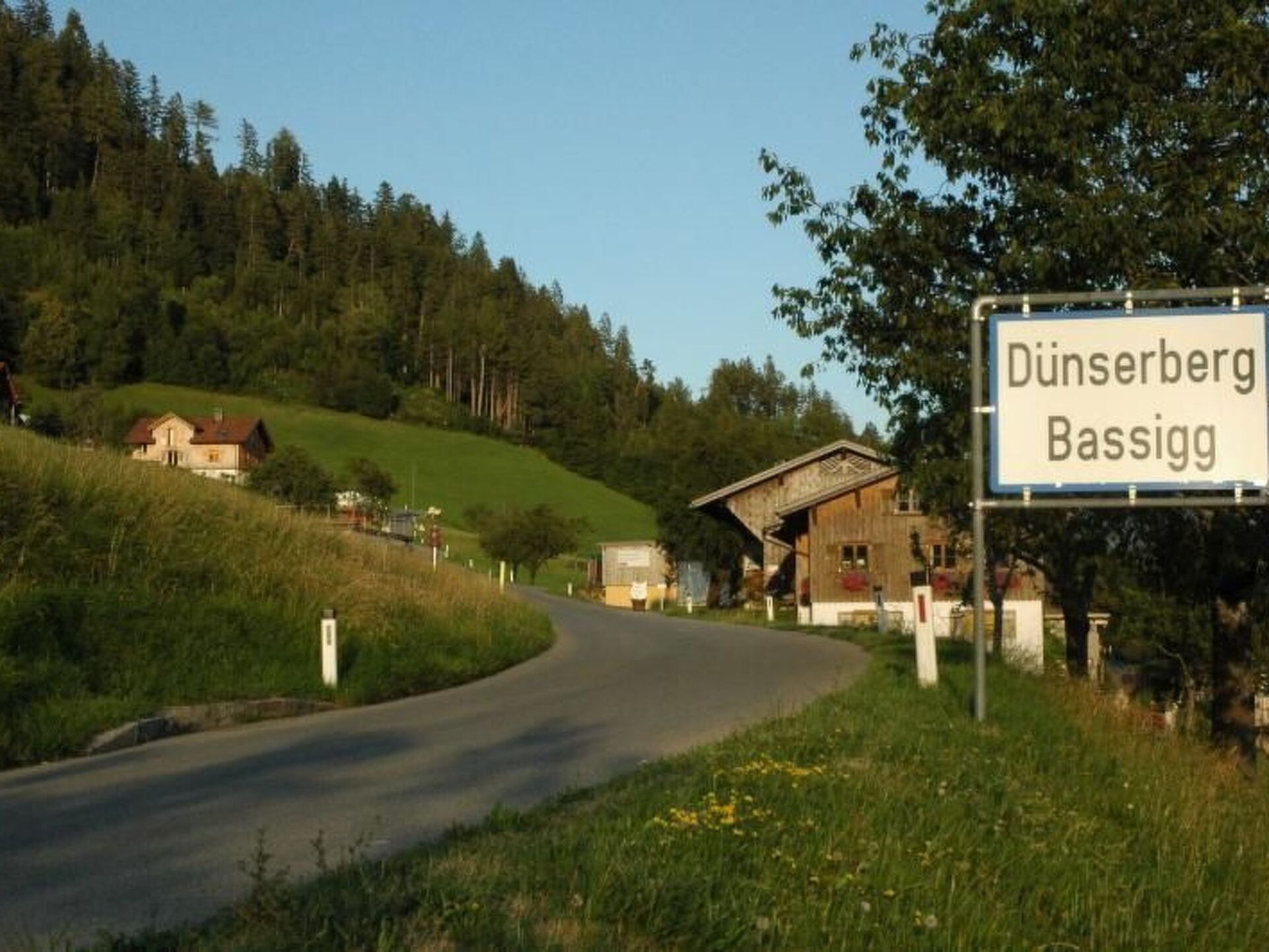 Stylish 4-Bed House in Feldkirch, Sleeps 9, 1038