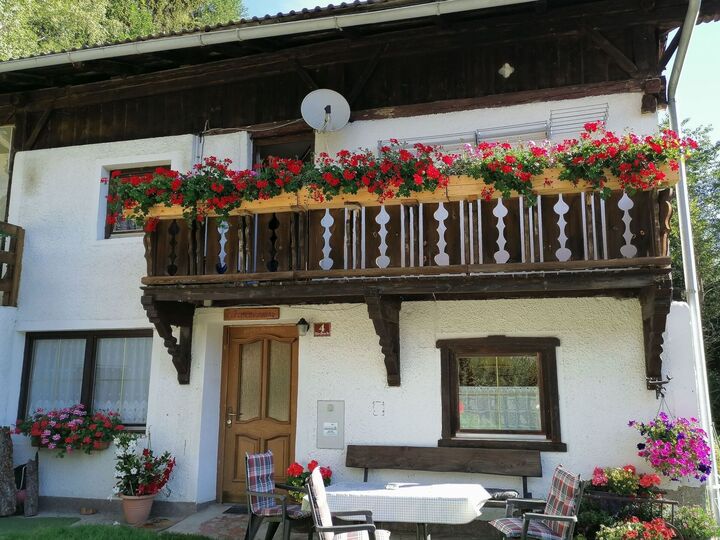 2-Bed Apartment in Innsbruck-Land, Sleeps 4, 1139, Raitis, Austria