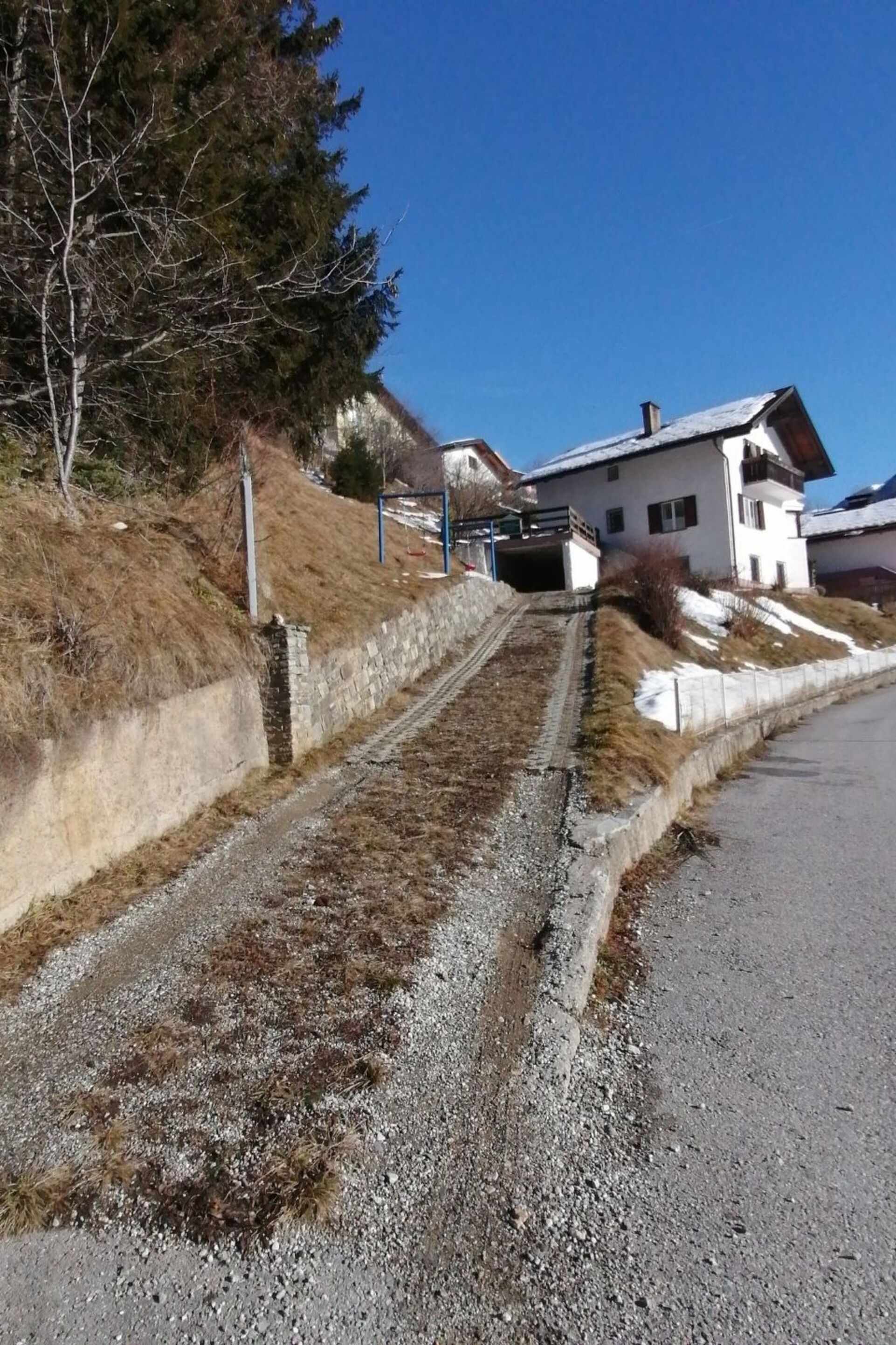 Tranquil 2-Bed Apartment in Innsbruck-Land, Sleeps 5, 1140