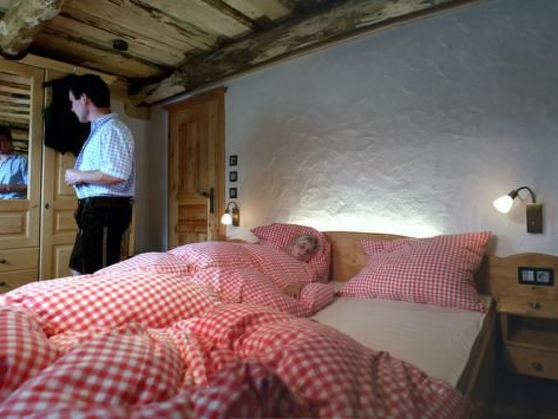 Stunning 3-Bed House in Tamsweg, Sleeps 2, 1110