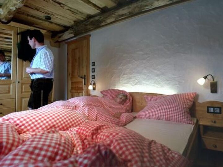 Stunning 3-Bed House in Tamsweg, Sleeps 2, 1110