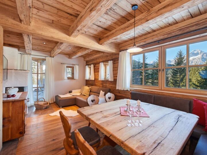 3-Bed House in Sankt Johann im Pongau, Sleeps 6, 1111
