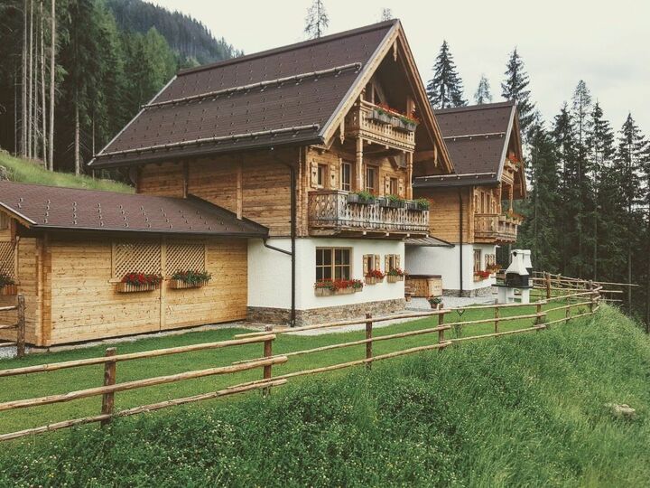 3-Bed House in Sankt Johann im Pongau, Sleeps 6, 1096