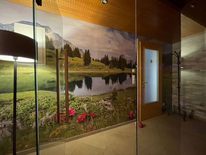 Charming 3-Bed Apartment in Bregenz, Sleeps 8, 1026