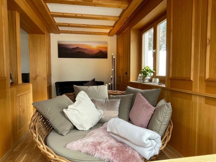 Charming 3-Bed Apartment in Bregenz, Sleeps 8, 1026