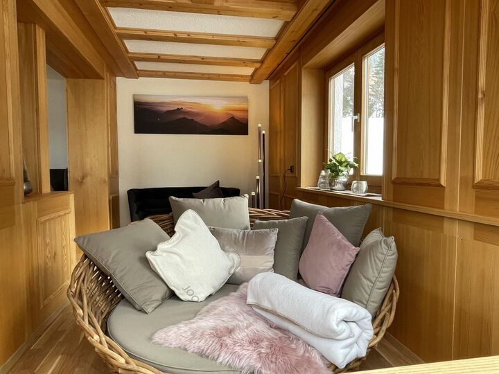 Charming 3-Bed Apartment in Bregenz, Sleeps 8, 1026