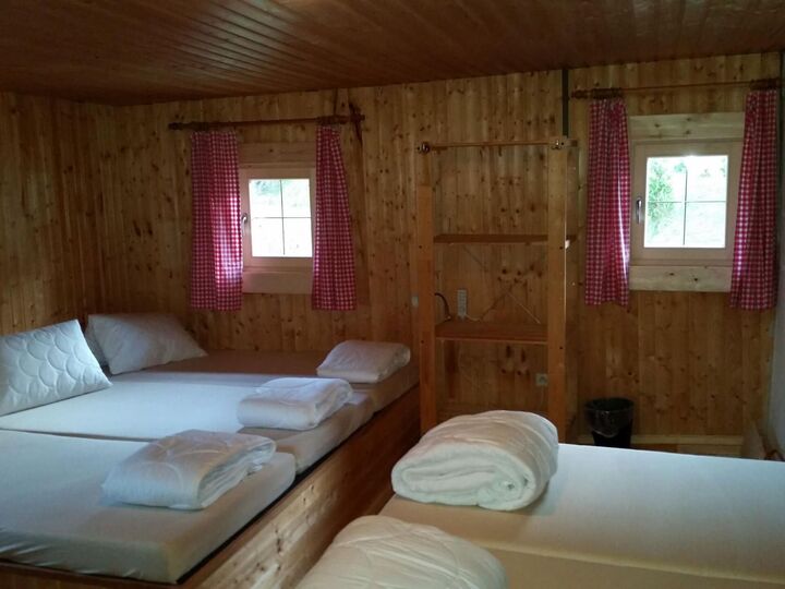 4-Bed House in Sankt Johann im Pongau, Sleeps 19, 1094