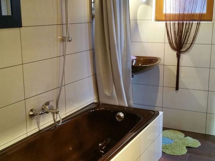 Elegant 1-Bed House in Wolfsberg, Sleeps 2, 1042
