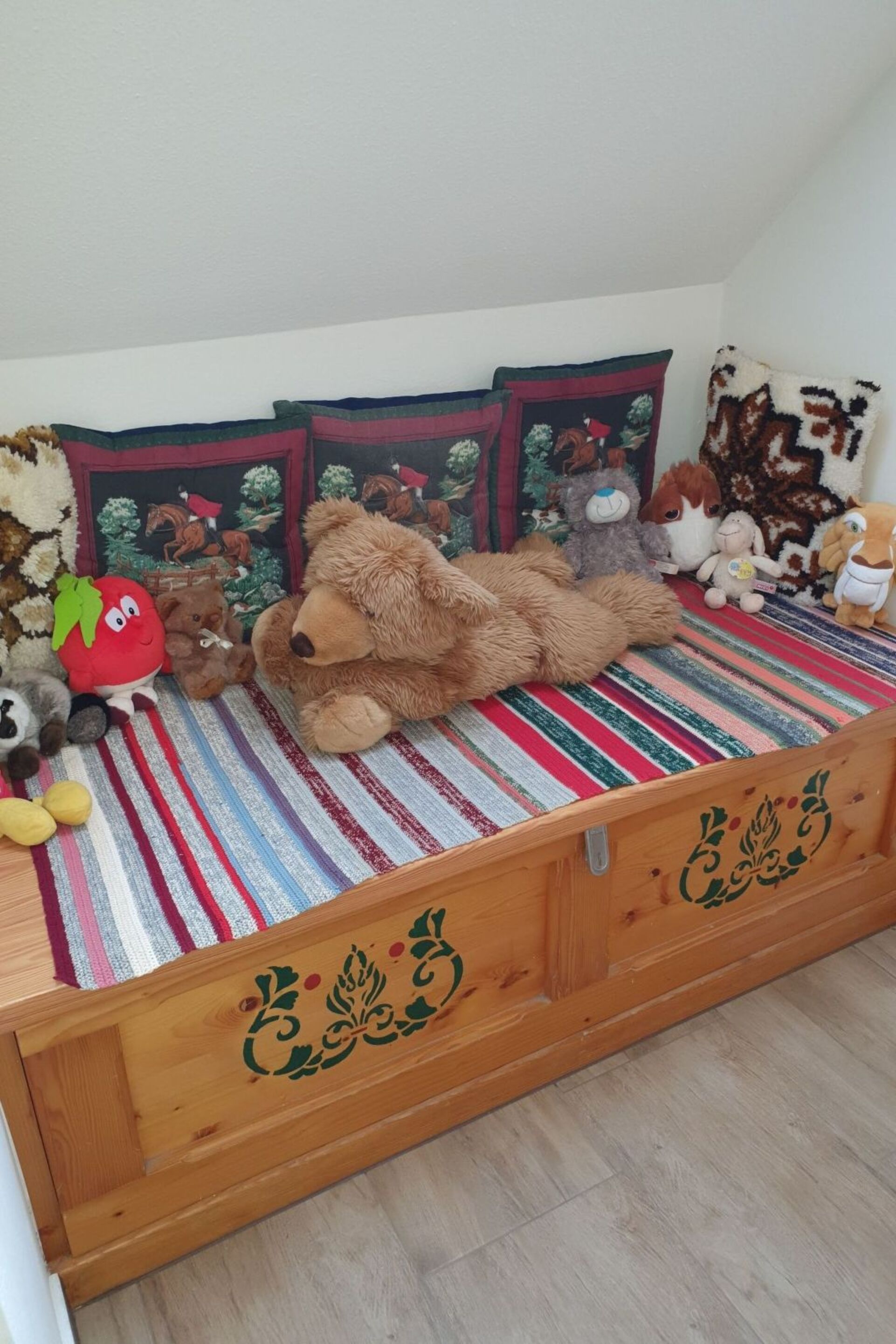 Idyllic 2-Bed House in Hartberg-Furstenfeld, Sleeps 6, 1106
